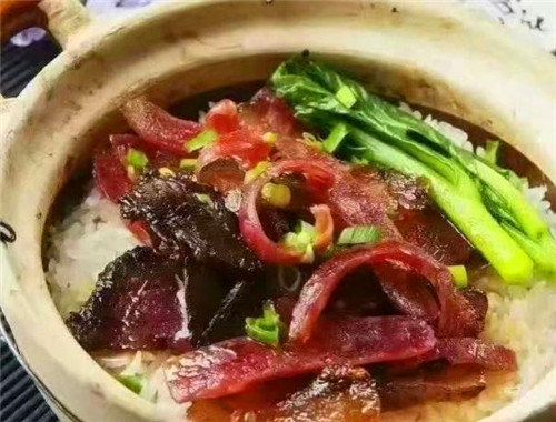回香煲仔饭